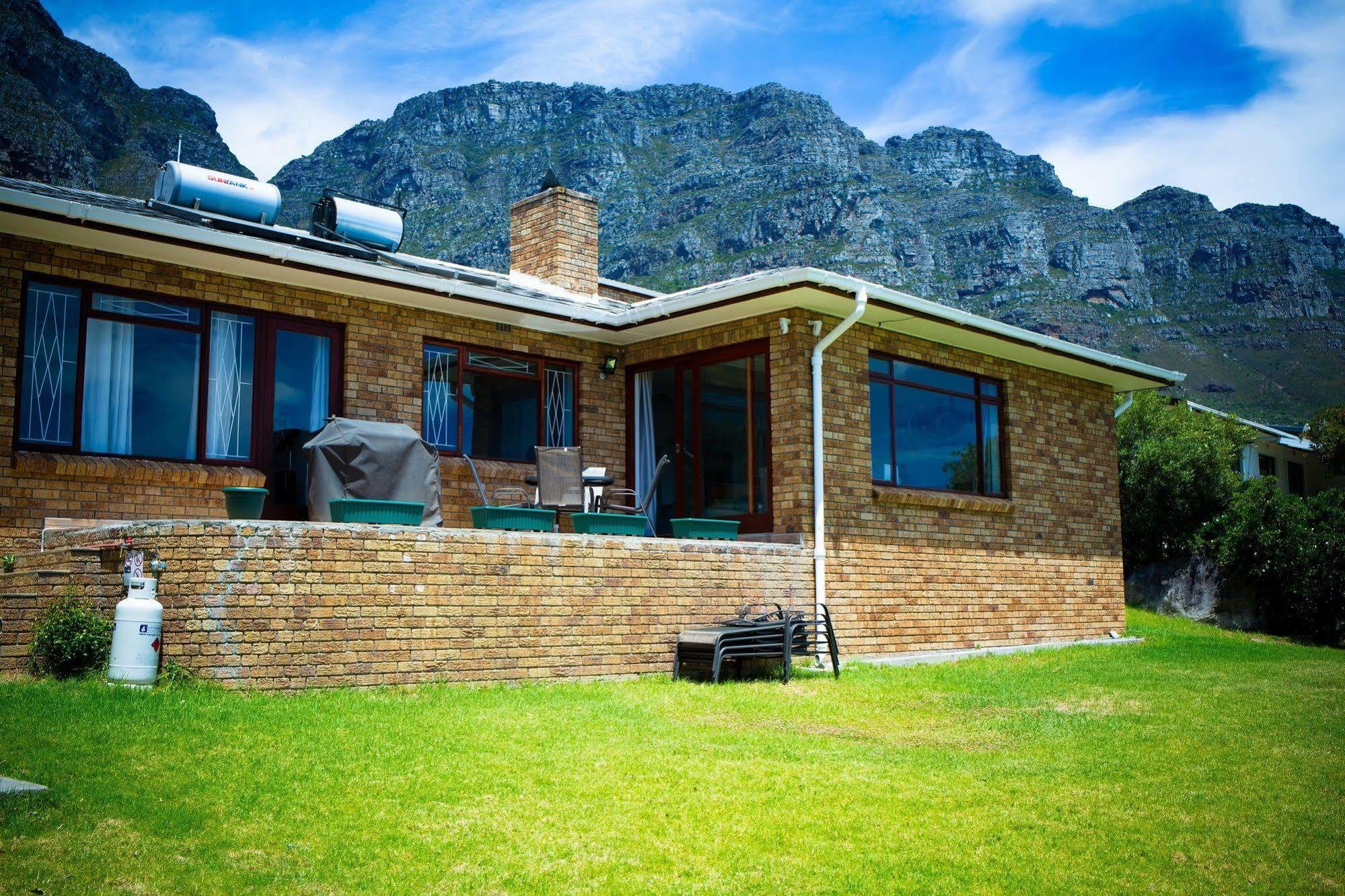 African Groove Camps Bay Le Cap Extérieur photo