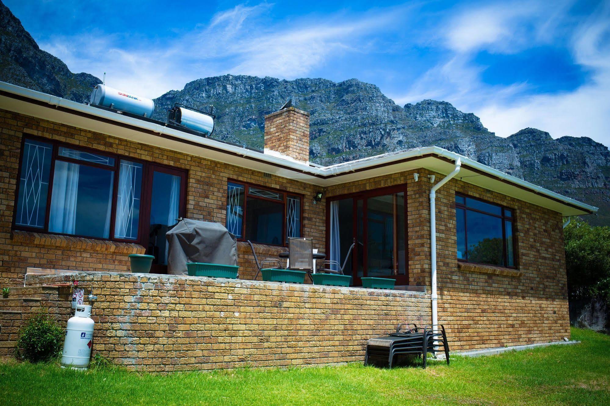 African Groove Camps Bay Le Cap Extérieur photo