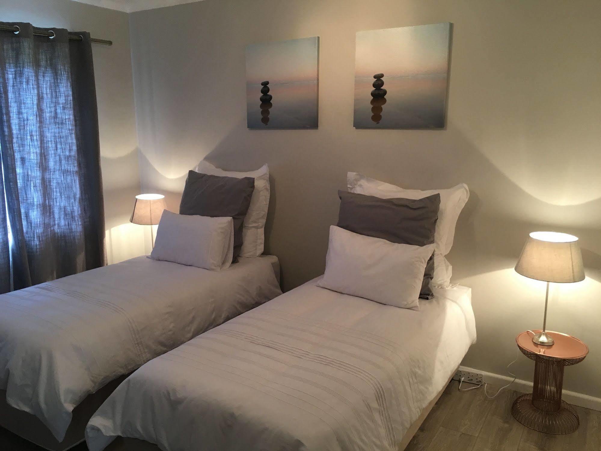 African Groove Camps Bay Le Cap Extérieur photo